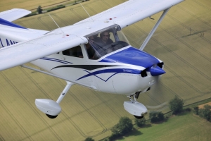 F172 N. Cross country flight over the beautiful Essex countryside