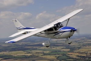 F172 N. Cross country flight over the beautiful Essex countryside