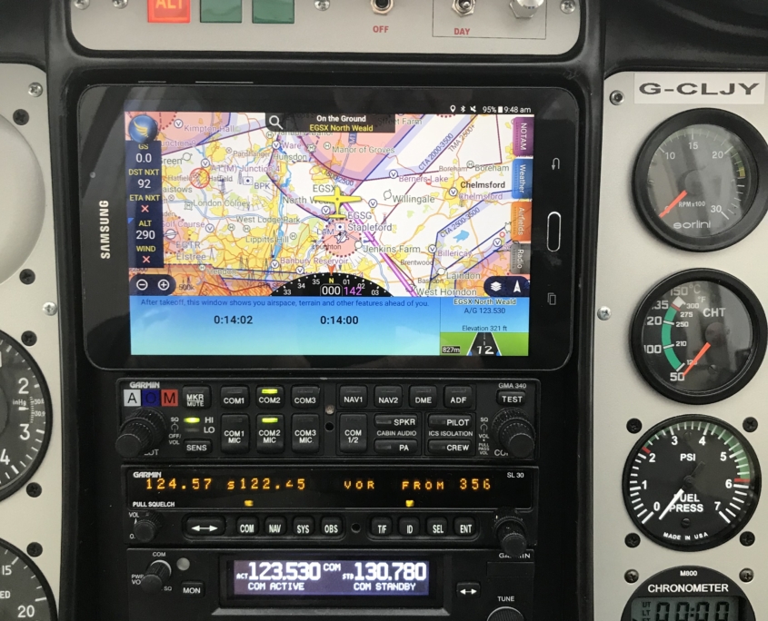 Cockpit of a Tecnam P2002-JF Cockpit of a Tecnam P2002-JF